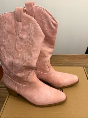 Women's Pink Western Cowgirl Boots